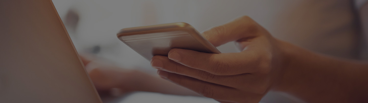 Bizimle konuşun, biz insanız  