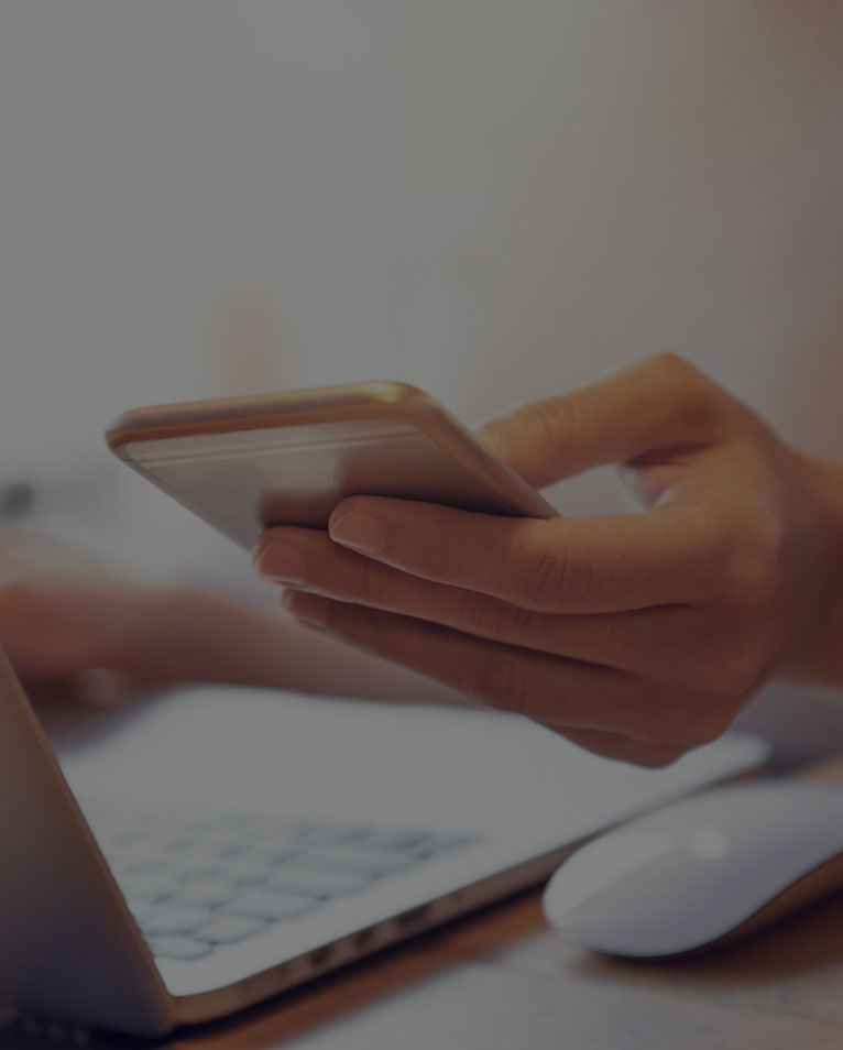 Bizimle konuşun, biz insanız